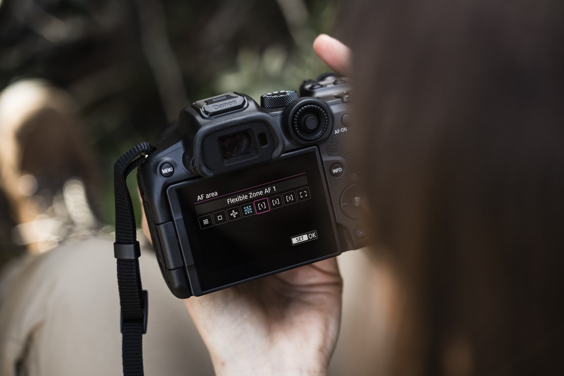 Canon EOS R7